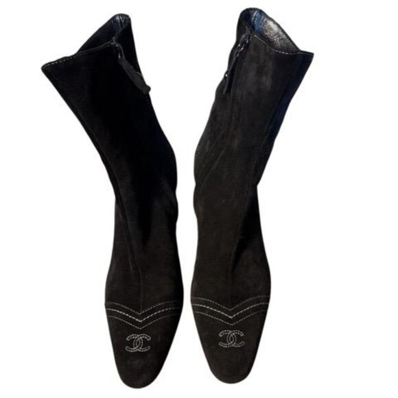Chanel Vintage Logo Black Suede Embroidered Boots - Picture 1 of 3